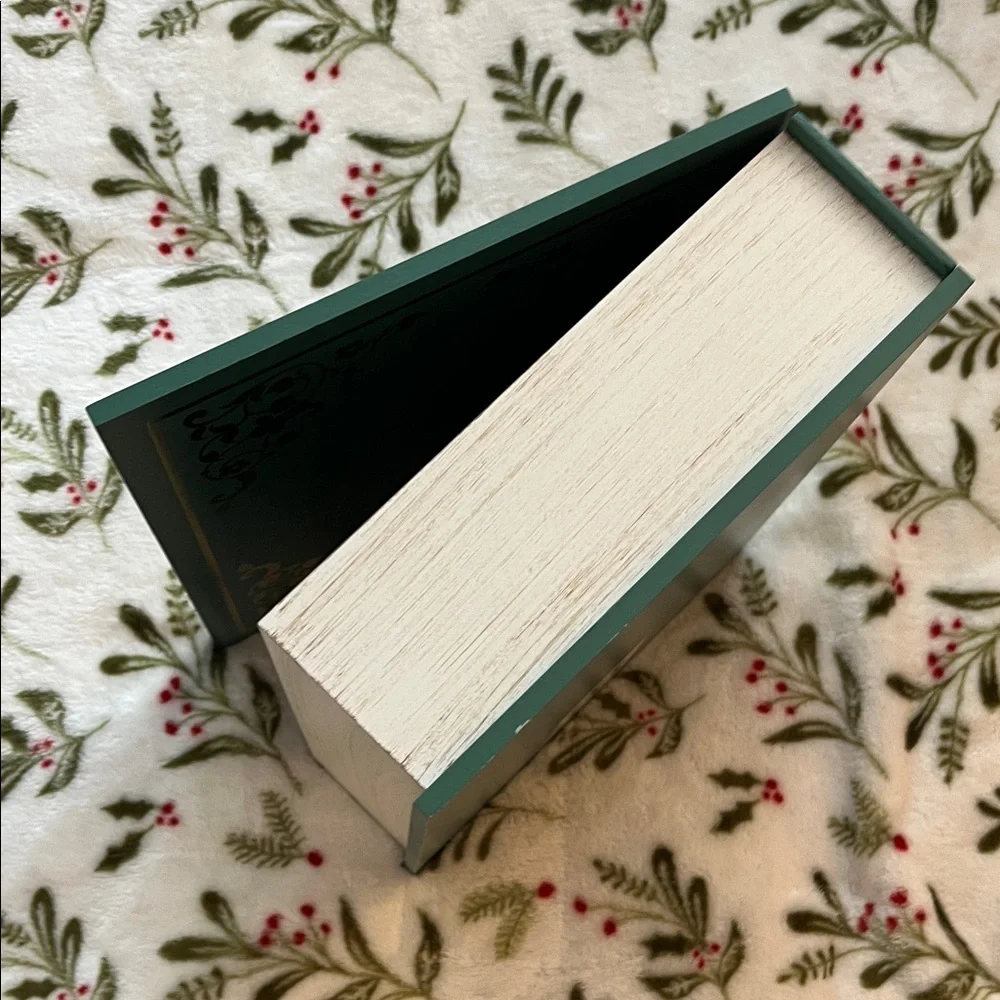 Target Bullseye A Christmas Carol Wooden Book Box